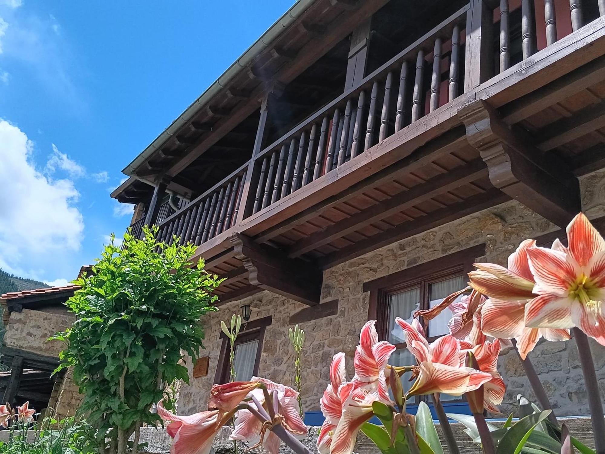 Apartamentos Calm & Nature - Adults Only Cabezon de Liebana Ngoại thất bức ảnh